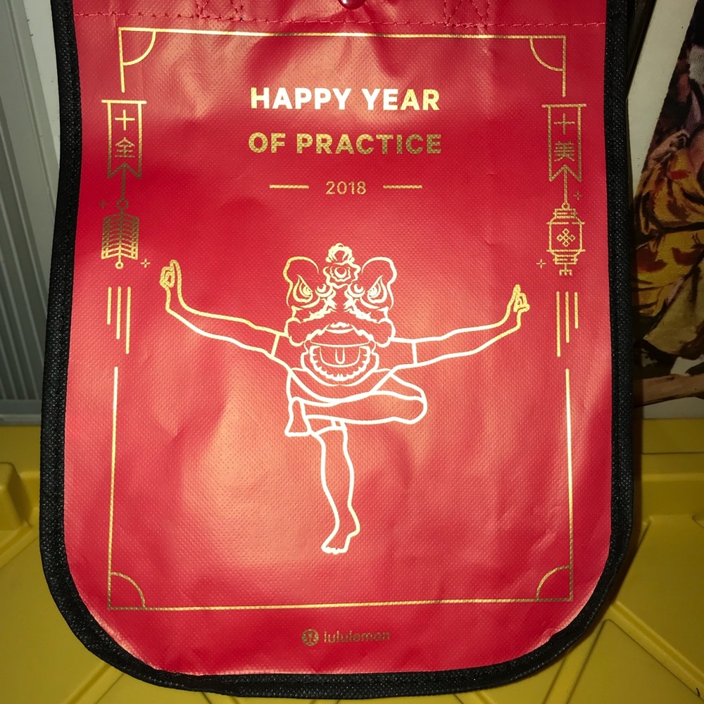 RARE! LULULEMON Small Shopping Bag Chinese Lion